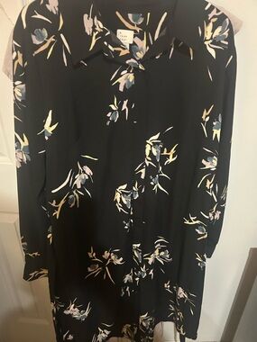 Men's Black Floral Button-Down Shirt